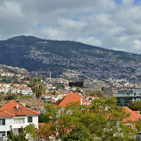 Apartment In The City Of Funchal Up 2 At 6 Pers Sao Pedro  Bagian luar foto